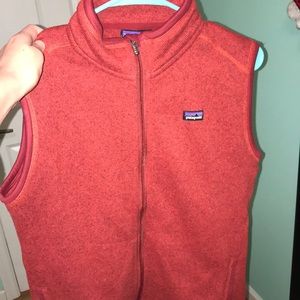 Patagonia vest size large red